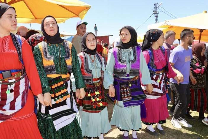 Trabzon'da Kadırga Yayla Şenliğinden renkli görüntüler 32
